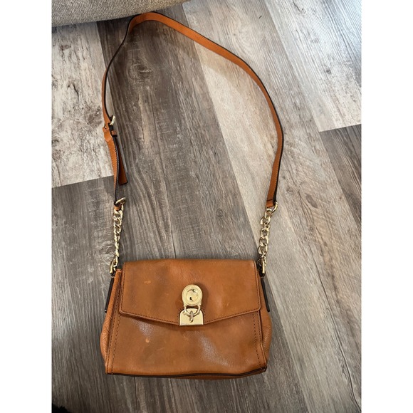 Michael Kors Leather Crossbody Bag Tan Chain Strap Lock Closure - Picture 10 of 10